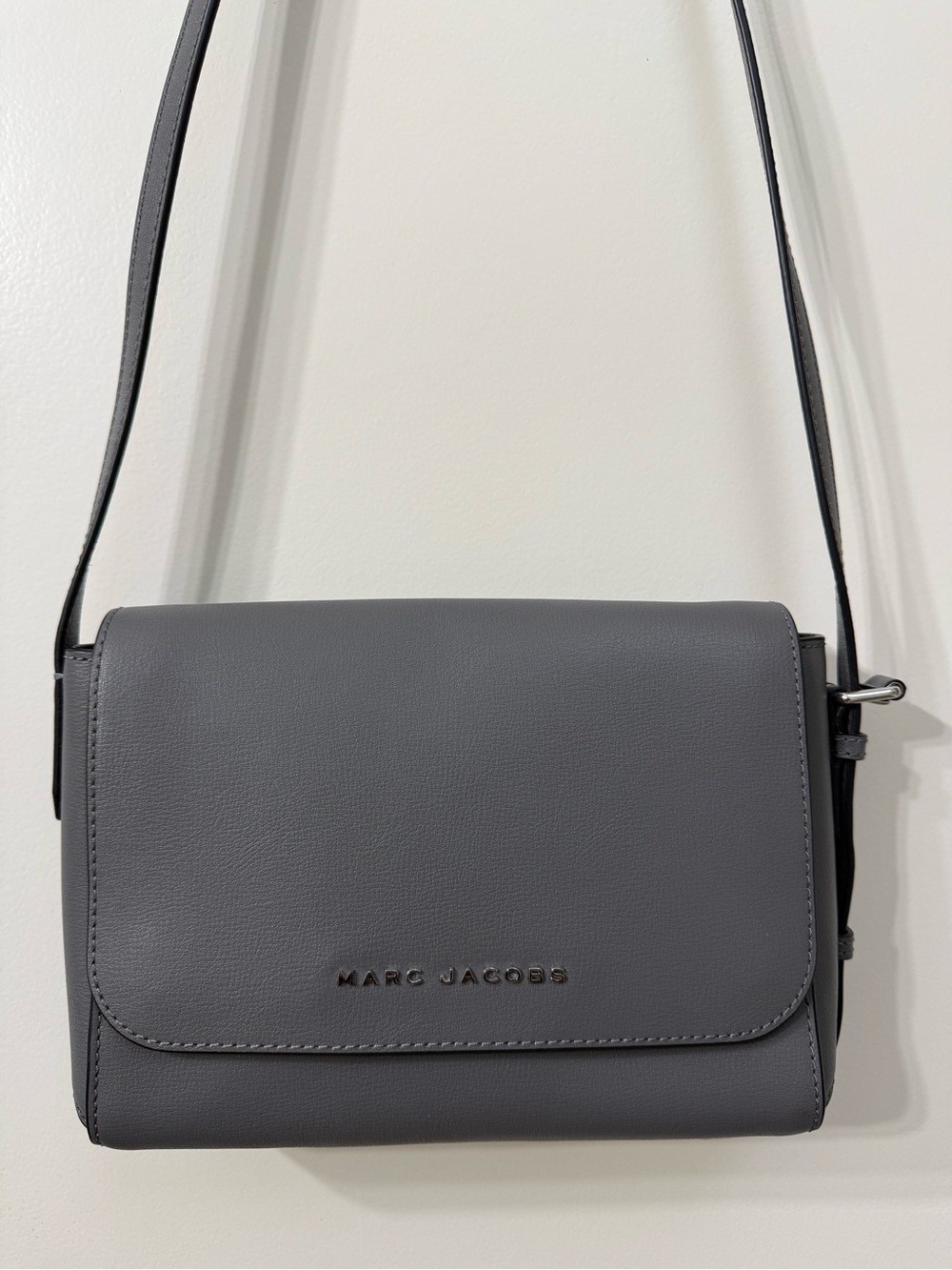 Marc Jacobs Grey Leather Crossbody Bag